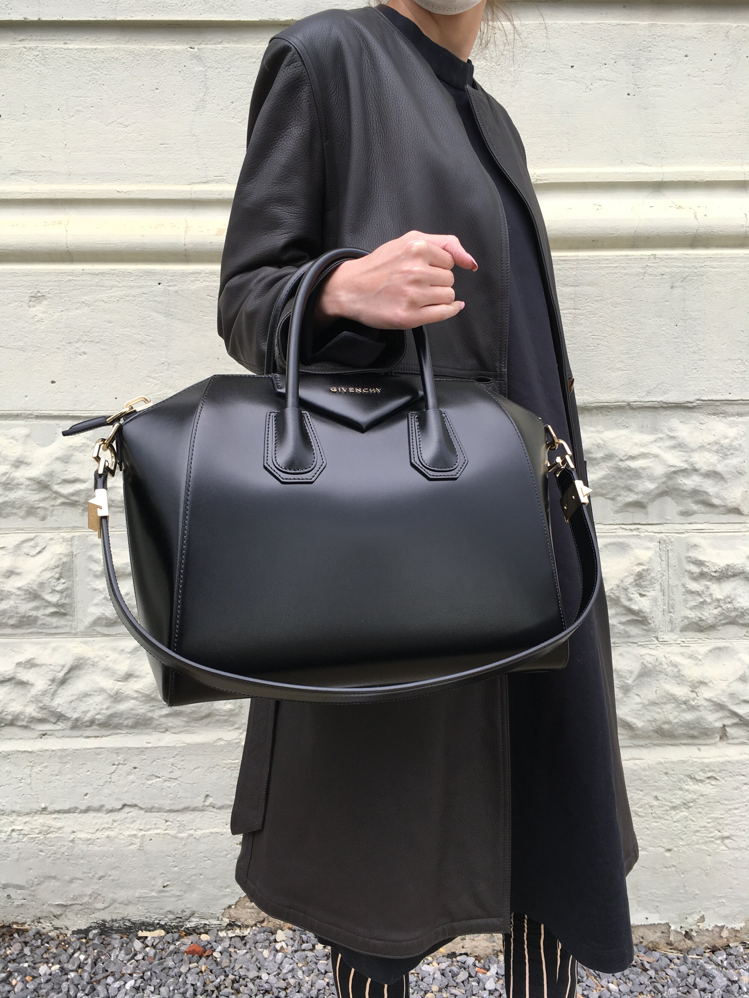 givenchy medium antigona bag