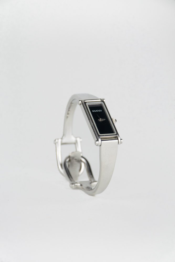 Gucci 1500 Series Silver Horsebit Watch — BLOGGER ARMOIRE