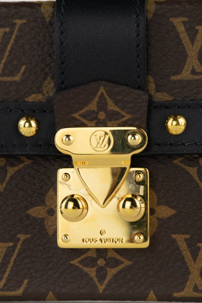 Louis Vuitton Monogram Essentials Trunk — BLOGGER ARMOIRE