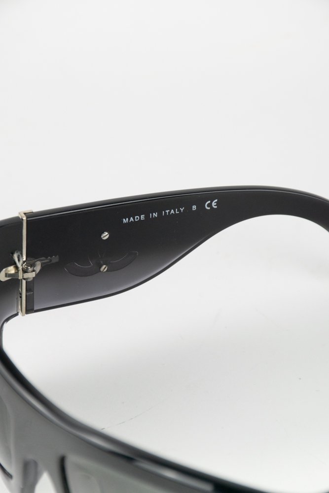 Chanel Interlocking CC Logo Square Sunglasses — BLOGGER ARMOIRE