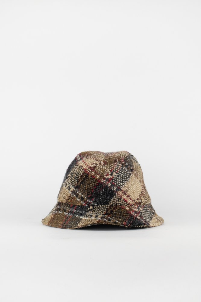 Burberry Fedora Style Hat — BLOGGER ARMOIRE