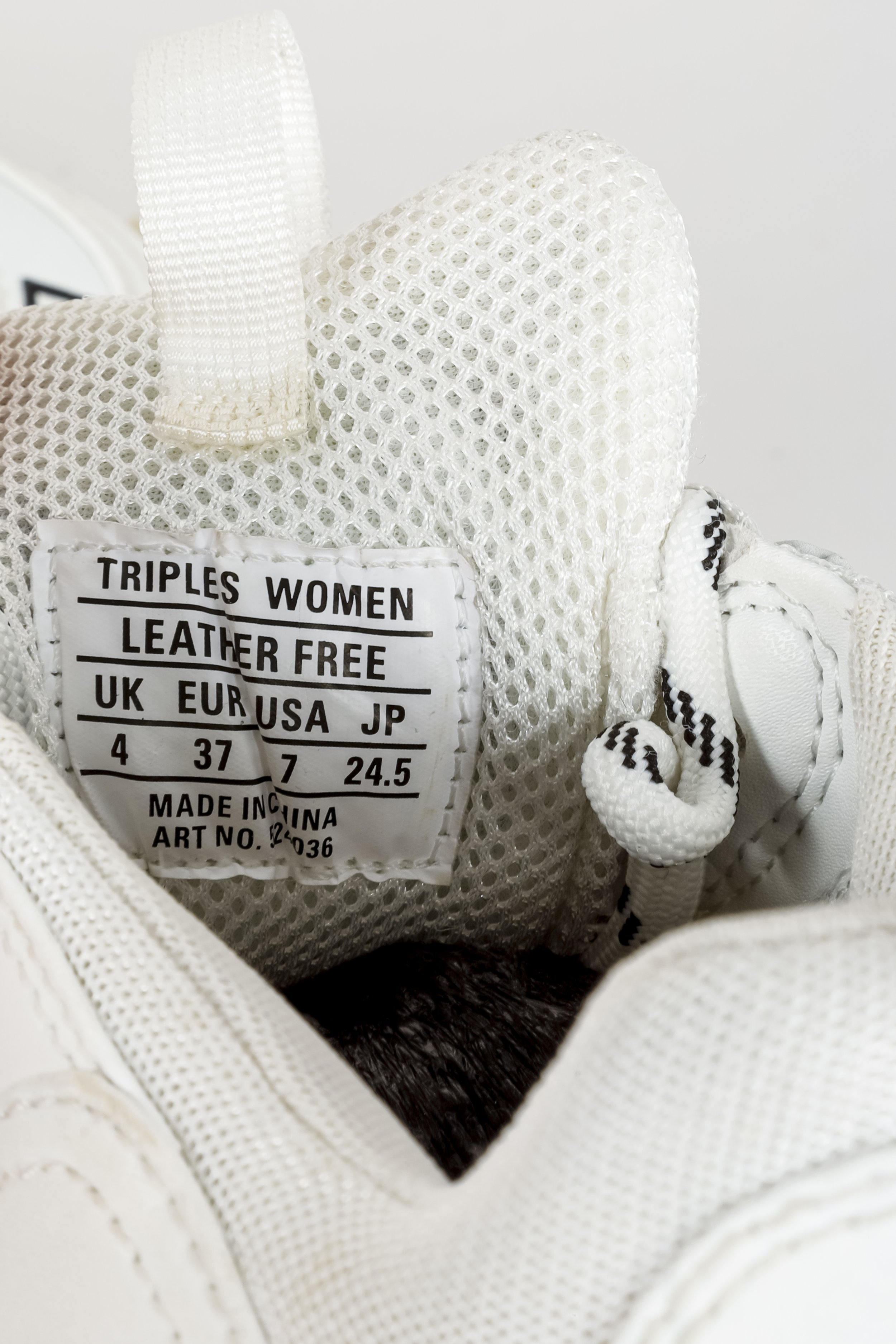 Balenciaga White Triple S Sneakers — BLOGGER ARMOIRE