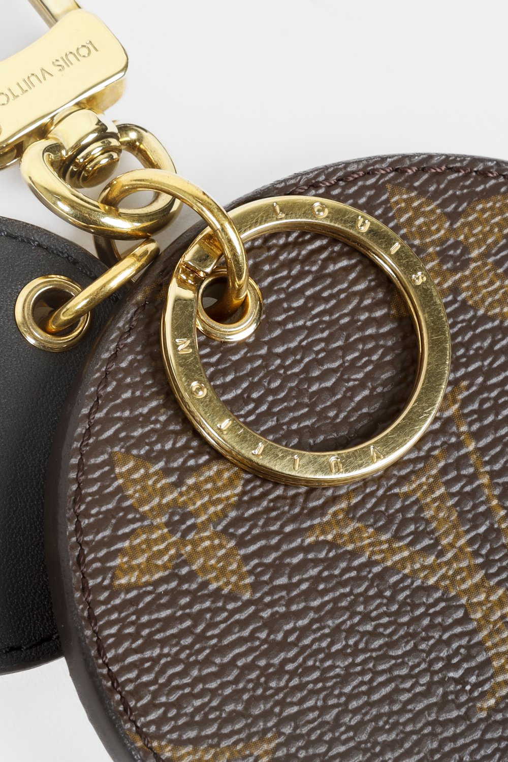Louis Vuitton Monogram Reverse Key Holder And Bag Charm - Brown Keychains,  Accessories - LOU664111