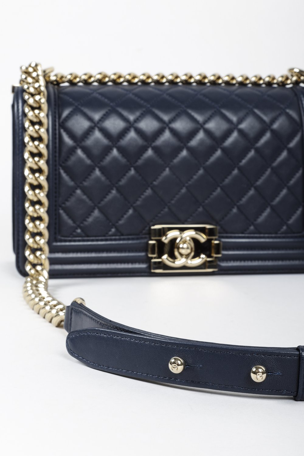 blue chanel gold chain