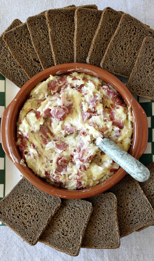 Hot-Reuben-Dip-2.jpg