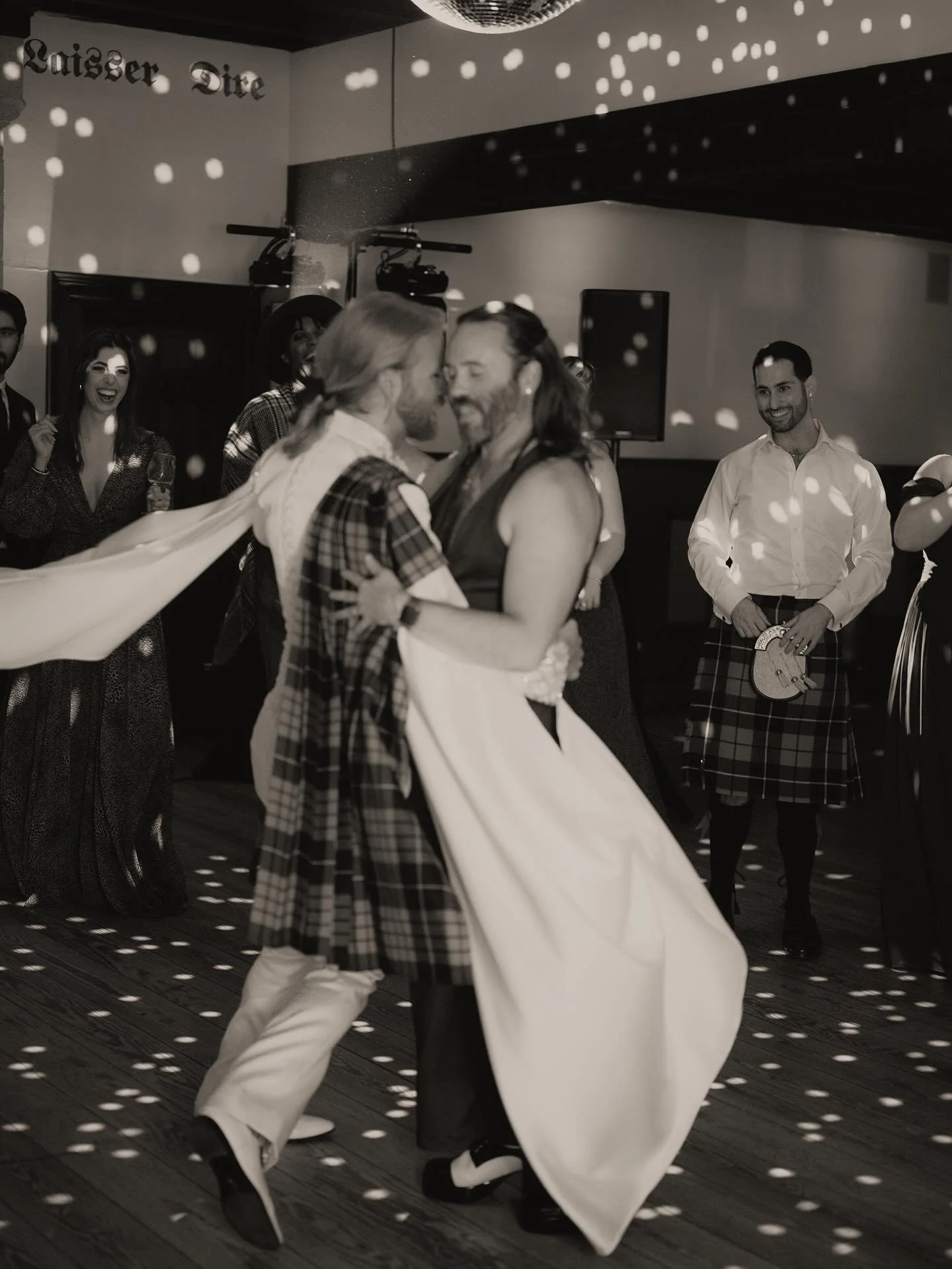 It&rsquo;s Friday&mdash;go celebrate like Gray &amp; Blair did at Williamsburg Winery. Dance, toast, repeat.✨

#FridayNightVibes #WeekendFeels #WeddingMagic #WilliamsburgWinery #WineryWedding #VirginiaWeddings #LoveAndLaughter #CelebrationTime #Cheer