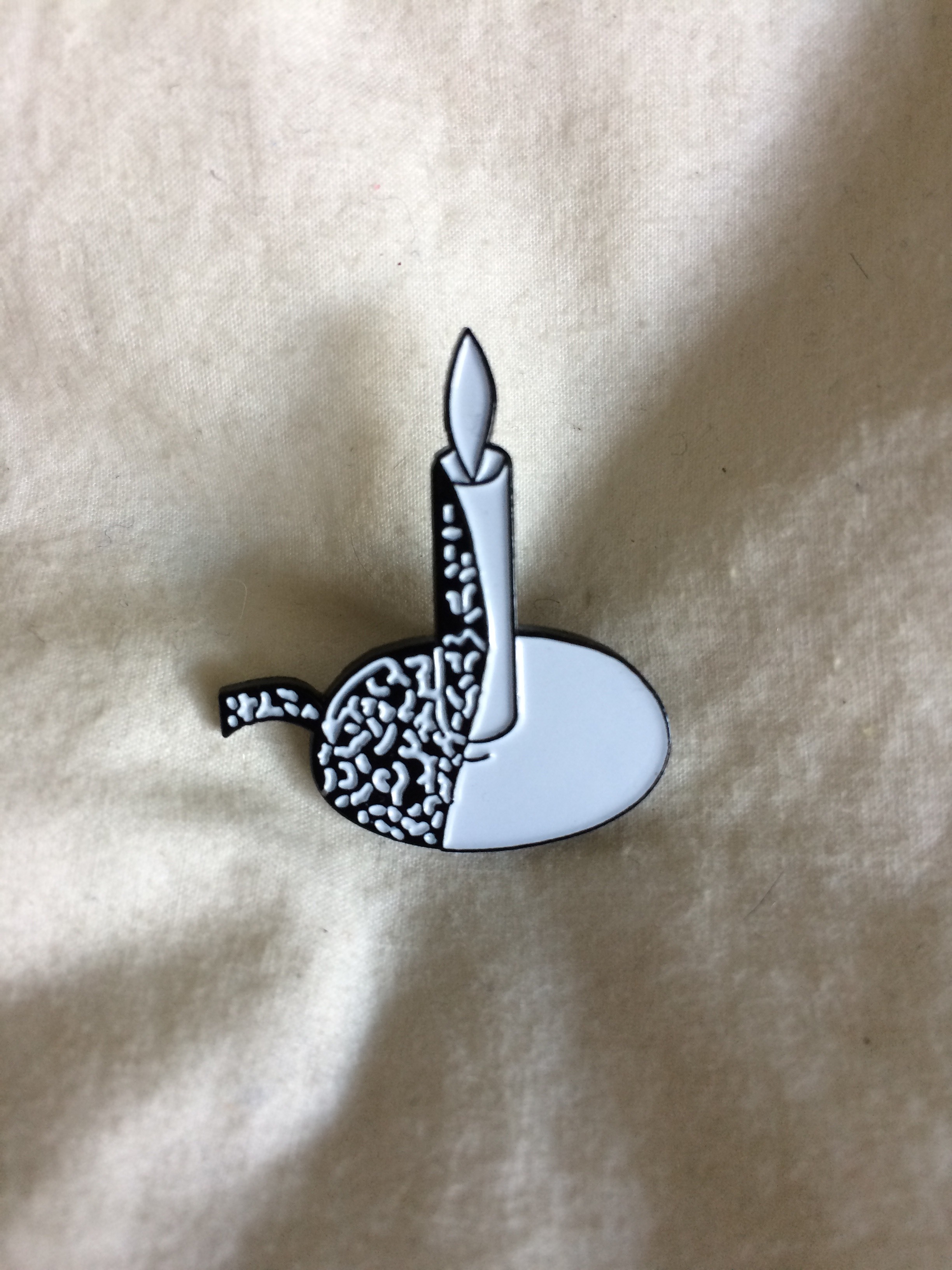  light a candle pin  open edition   2019 