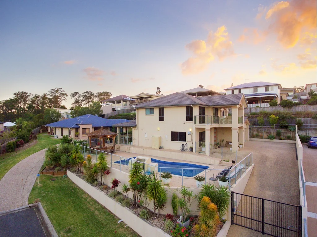 6 Clem Close Daisy Hill - wr 01.jpg