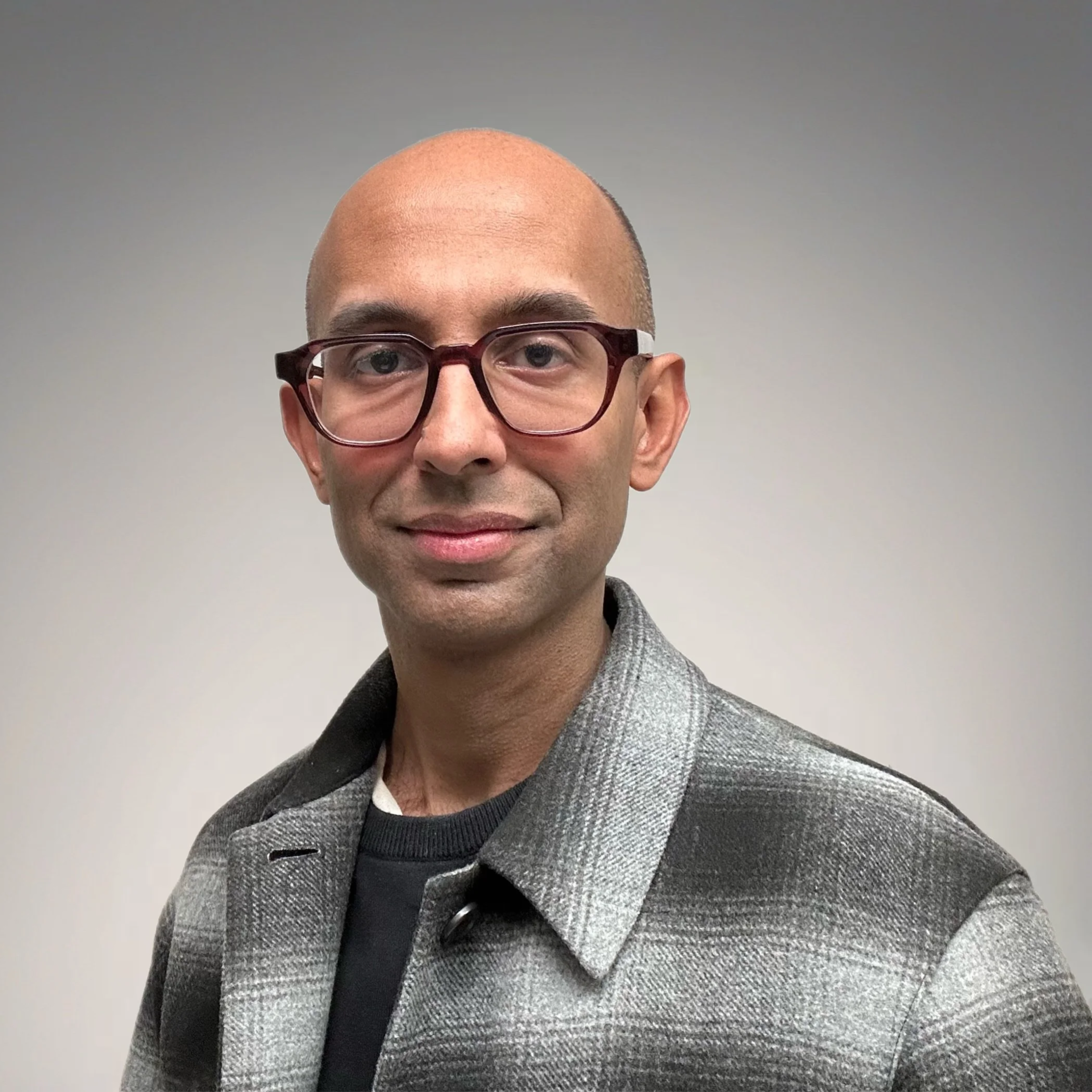 Profile photograph of Pasan Dangalle