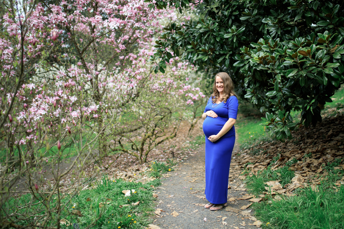 portland-maternity-photographer-spring-hoyt-arboretum-nicole-nick-1.jpg