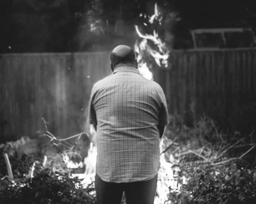 bonfire2.jpg