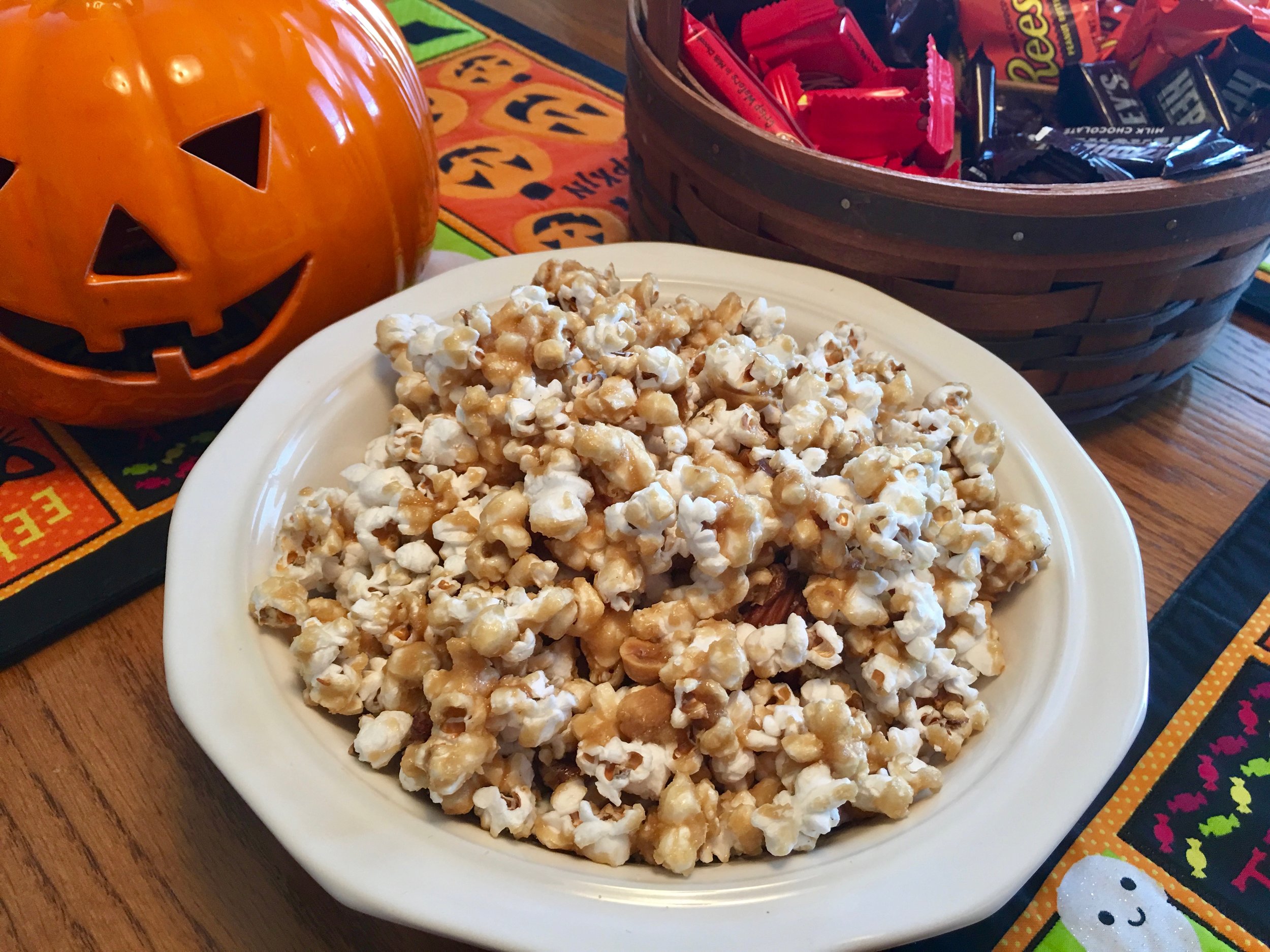 Caramel Corn with Nuts.