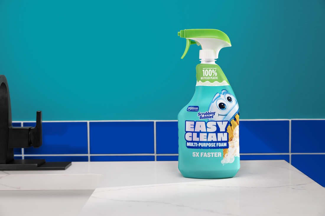 ScrubbingBubbles-25-Trigger-EasyClean-US-Static-SA-SSD15-scx01-8192x5467-SB4314-01.png