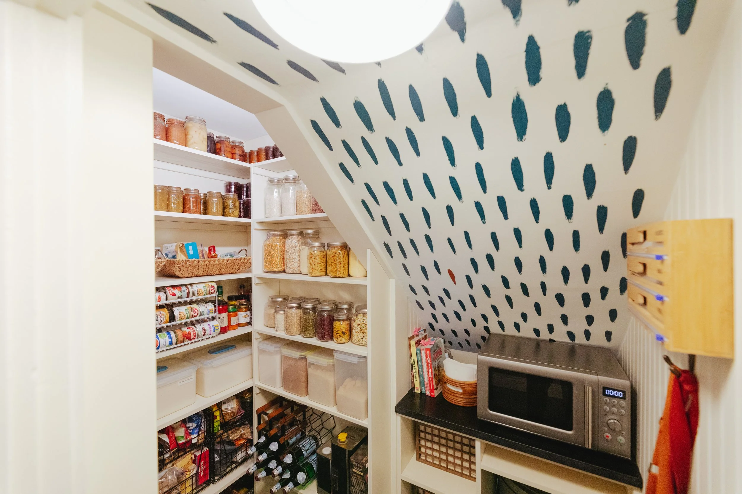 The Chef’s Pantry: Why a "Scullery" is the Ultimate Spatial Optimization