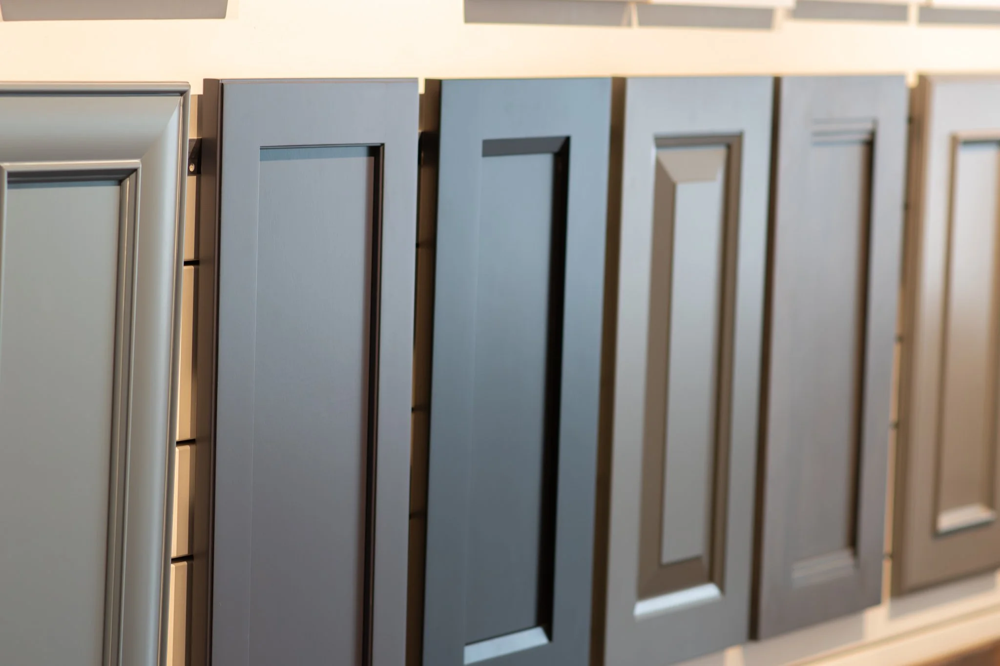 Why Custom Kitchen Cabinets Require a Tactile Interior Design Showroom Experience