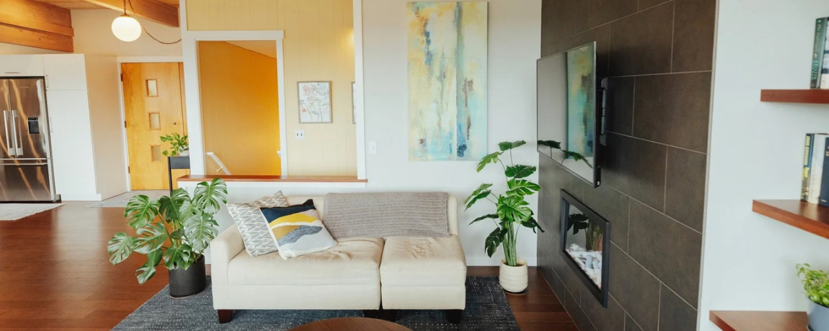 Interior Designer vs. Contractor: Who Should You Hire First for a Kitsap County Remodel?