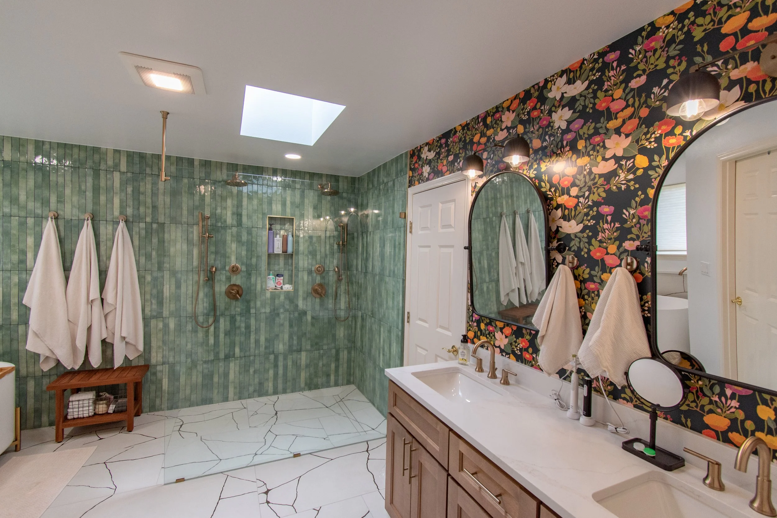 Modern Floral Bath