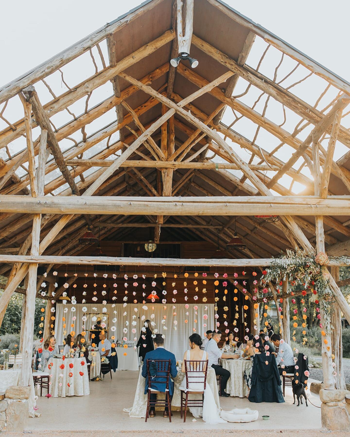 I think of this floral backdrop so often. One of my favorite summer wedding days ✨