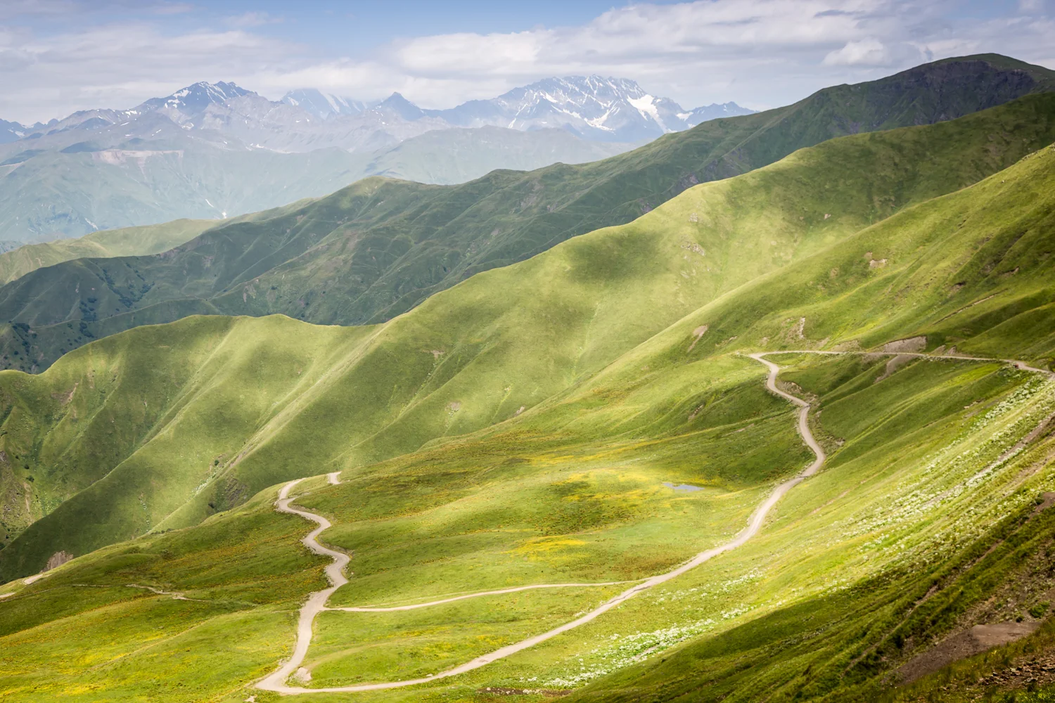 the-road-to-shatili-mountainsmith-blog-11.jpg