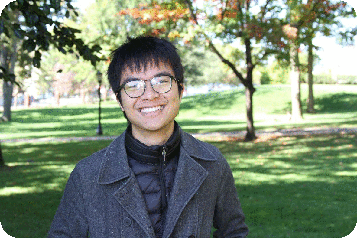 Khuyen pic for website.gif