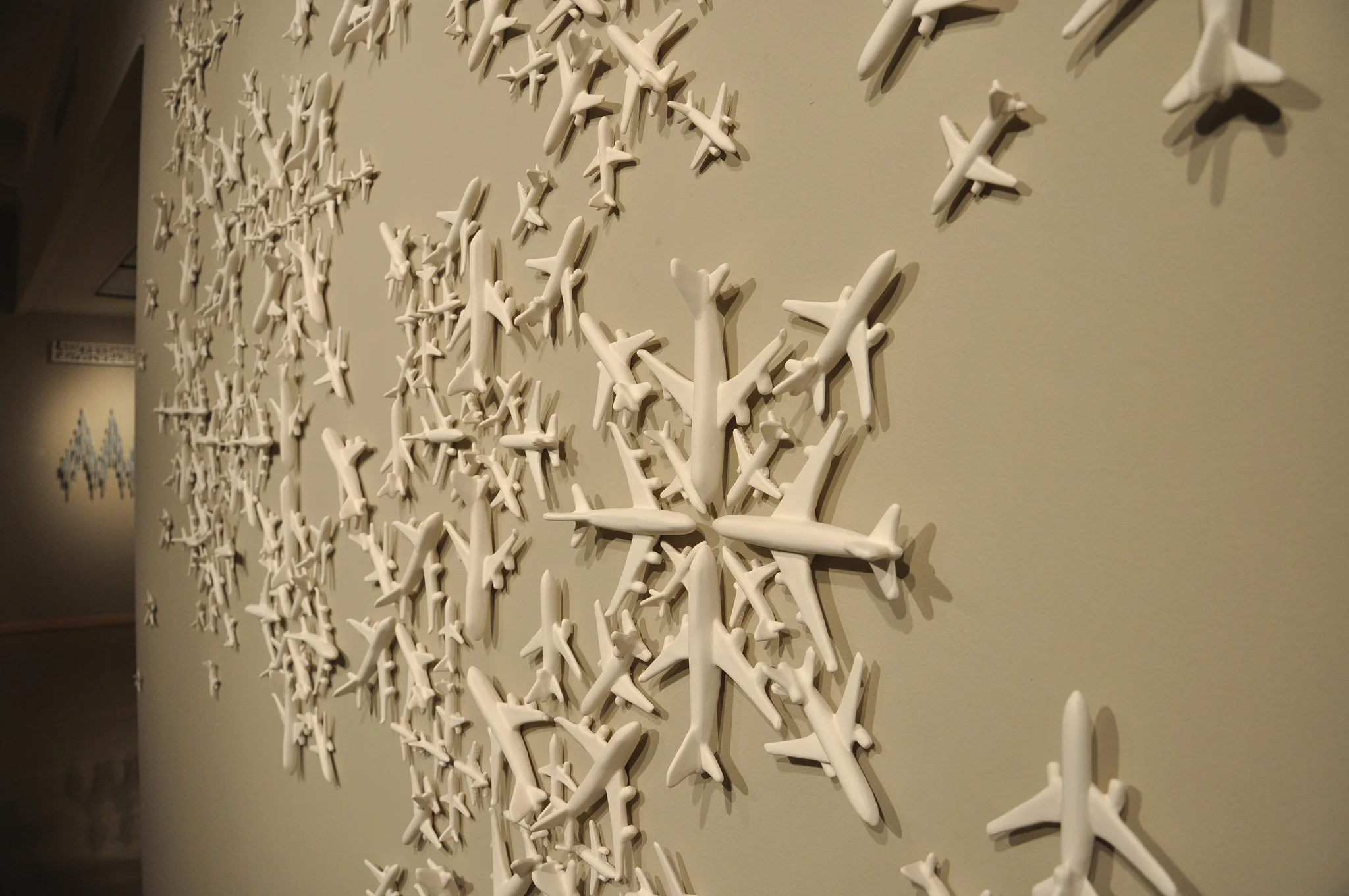 Earth Moves: Shifts in Ceramic Art and Design 