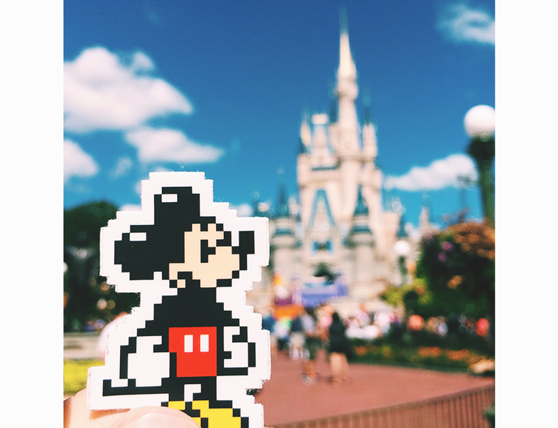 Sticker_1_PixelMickey_2.png