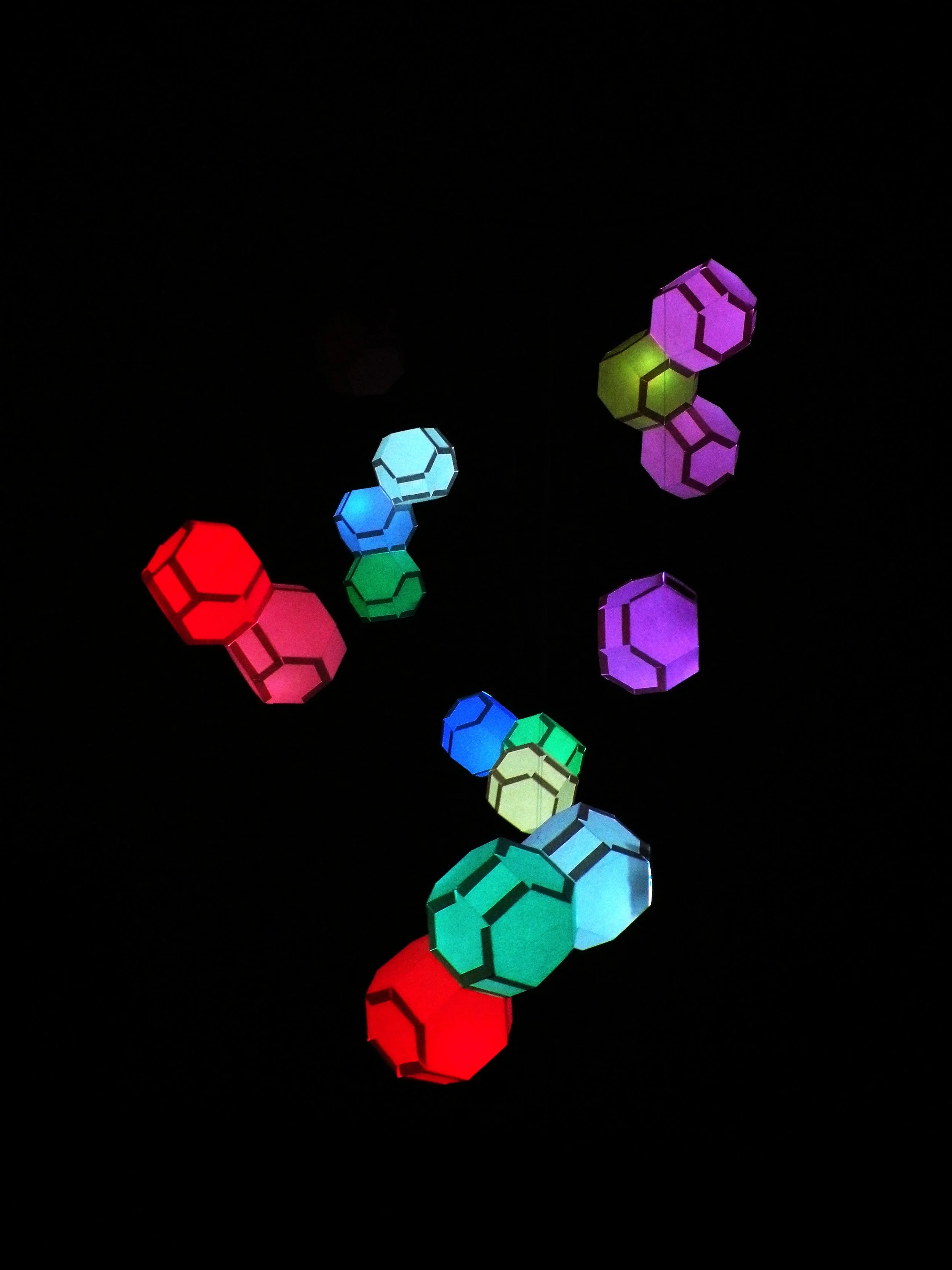 RGB-truncOctaMob1.jpg