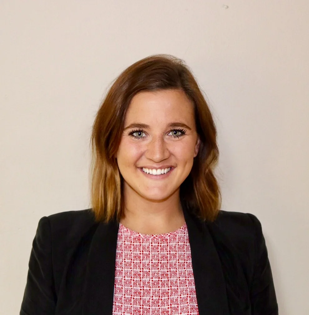 LaurenWebberHeadshot.jpg