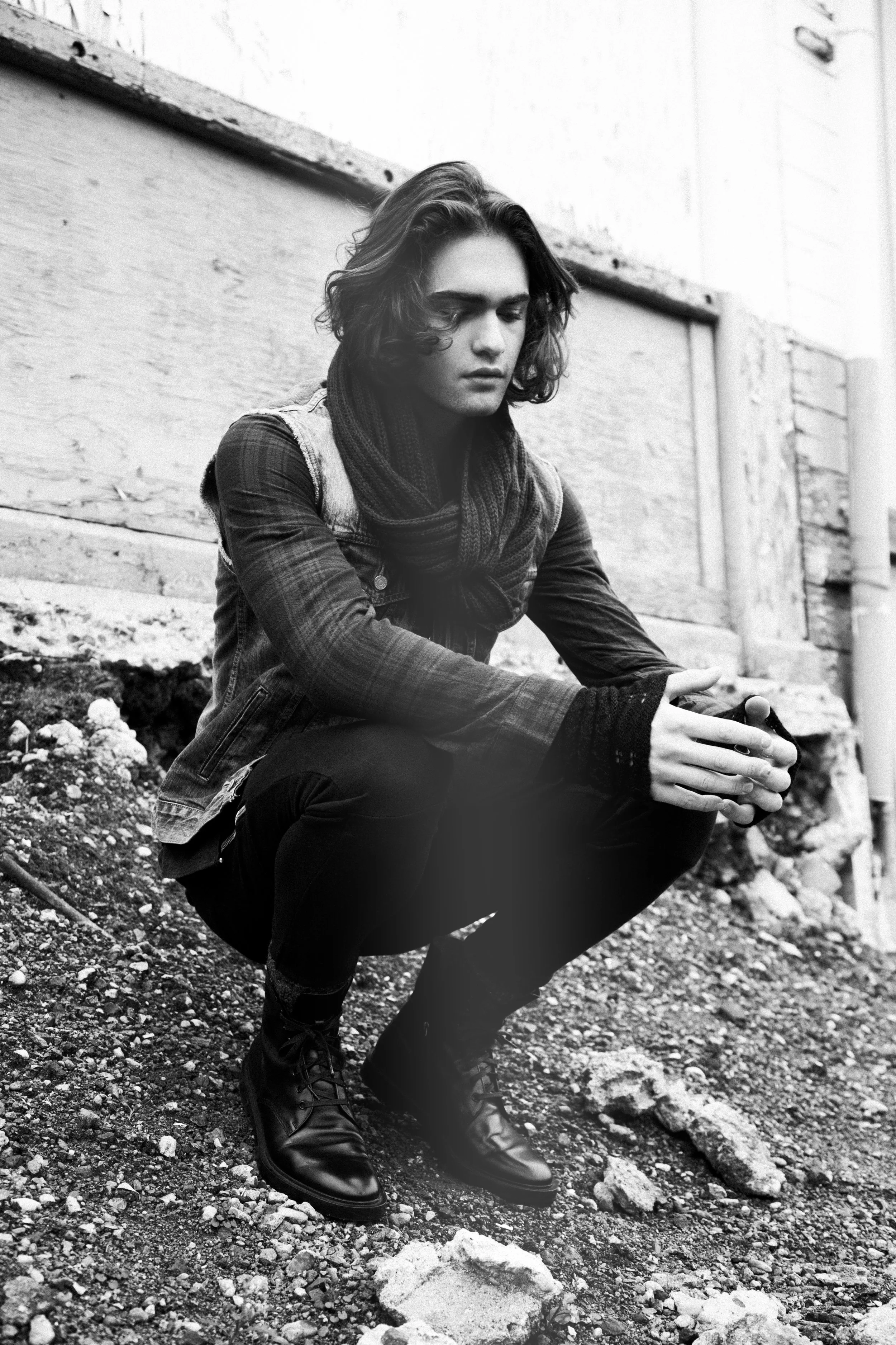 REBEL_MIKE CHARD_01.jpg