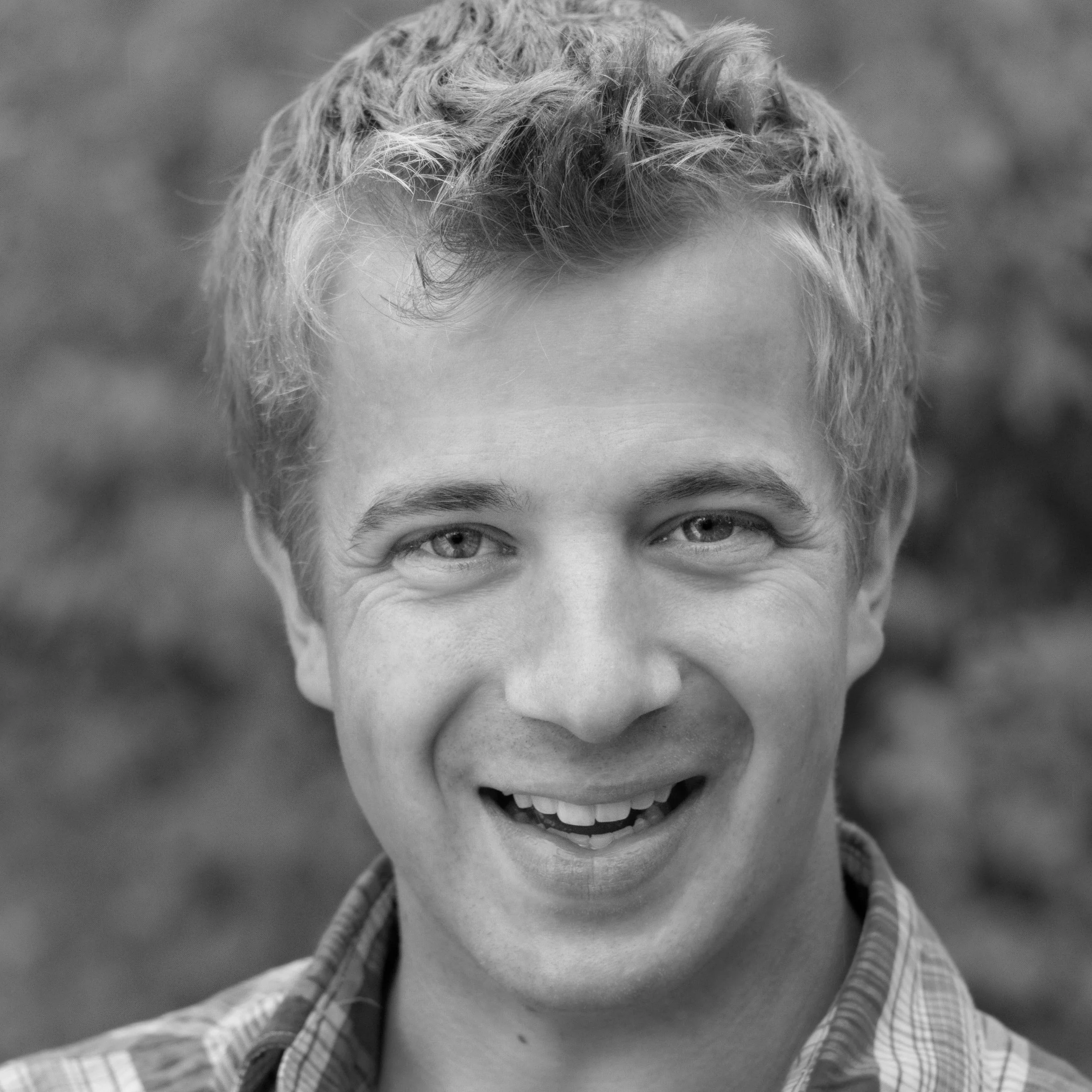 Nate Otto as Handsome Warren/Fireman