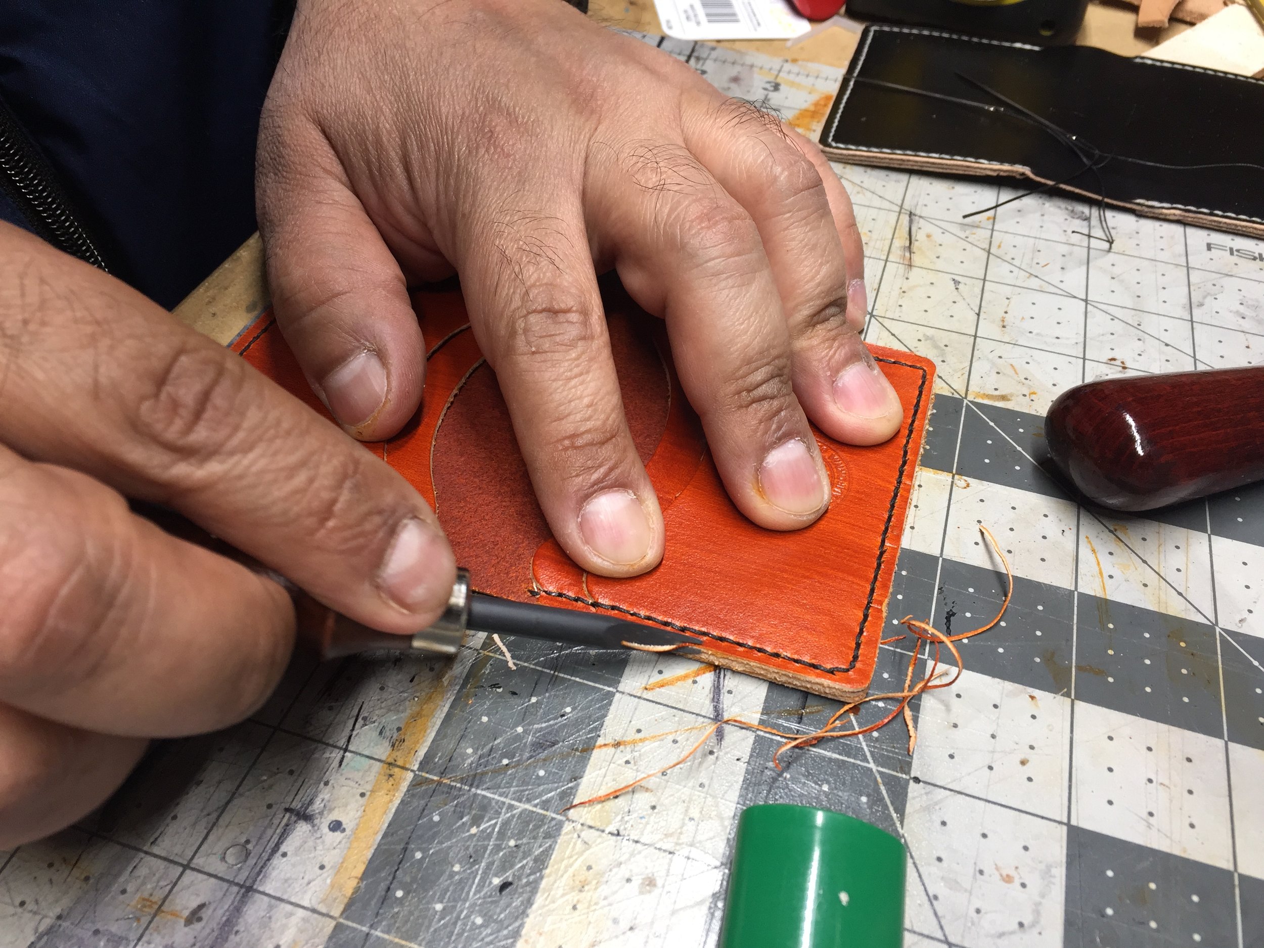 edge beveling leather wallet