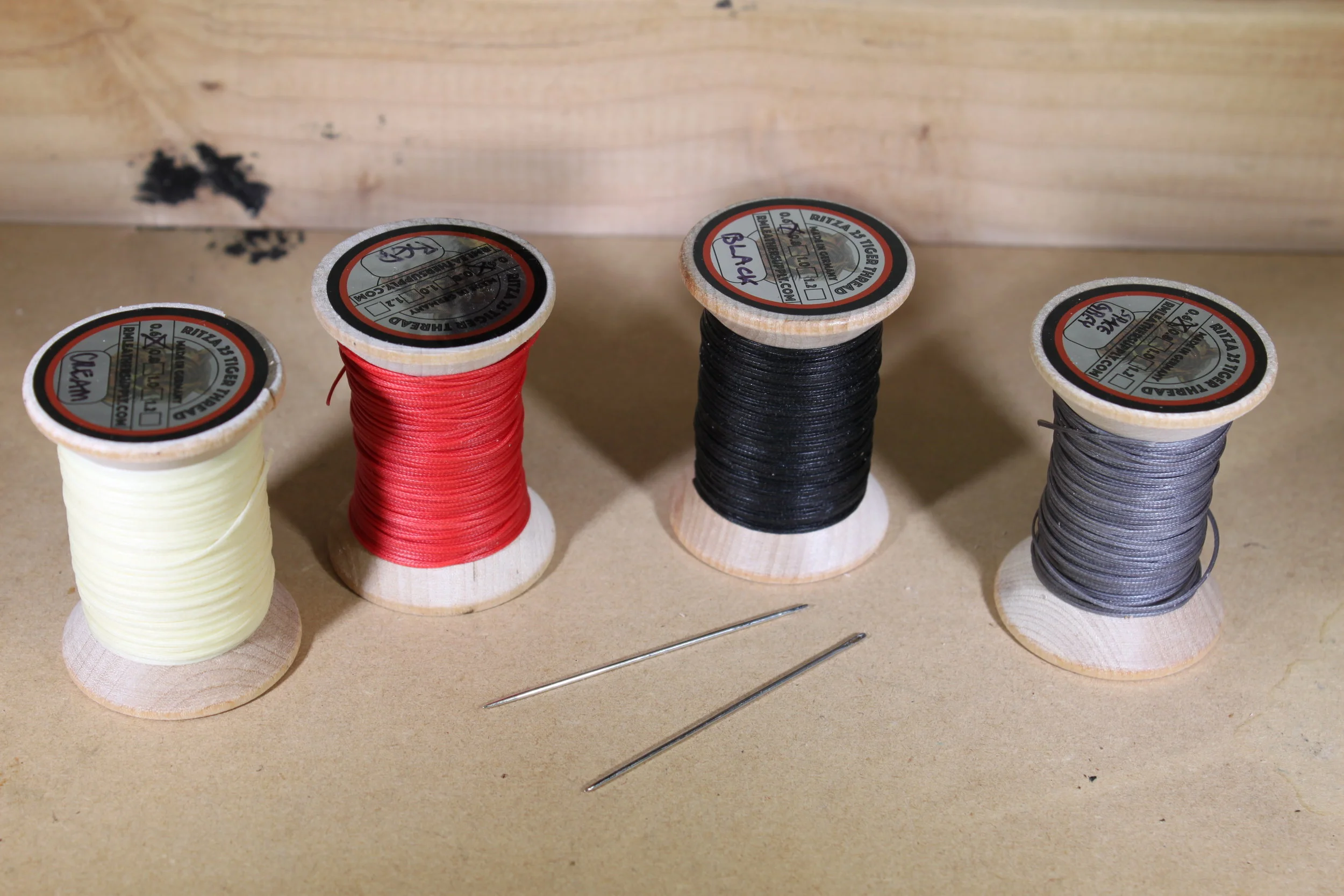 Ritza Waxed Tiger Thread 