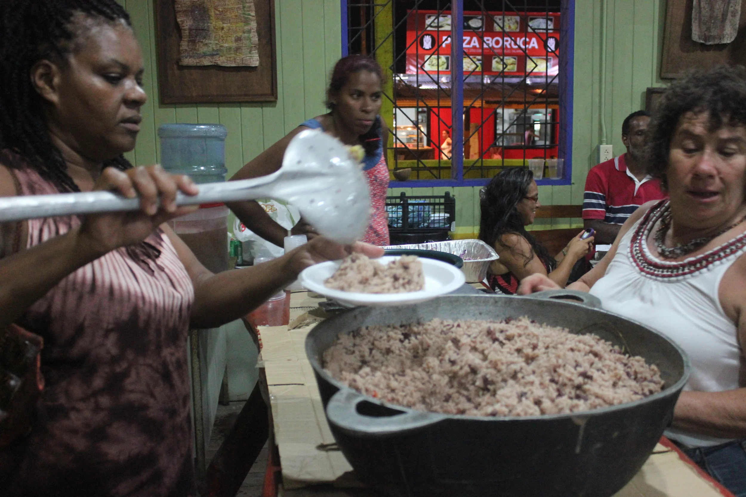 Founding families of Caribe Sur come together