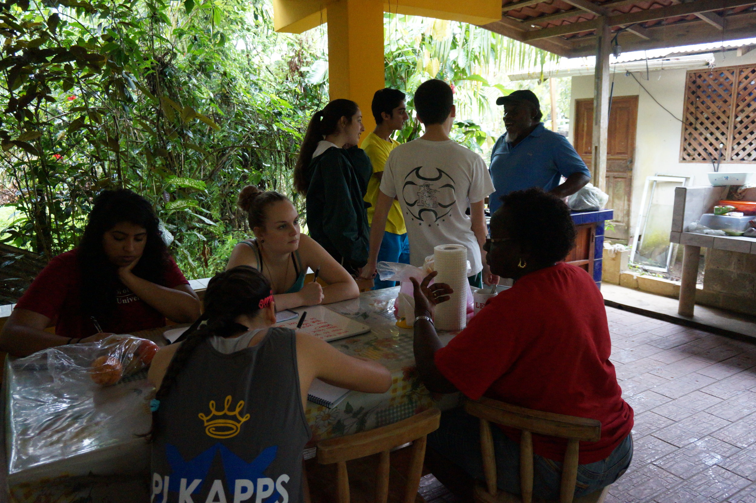 Students from Indiana University's Kelley School of Business interview Manzanillo residents Ethlyn Weir and Dennis Clark as part of the Alternative Spring Break collaboration with Kelley Initiatives for Social Impact.
