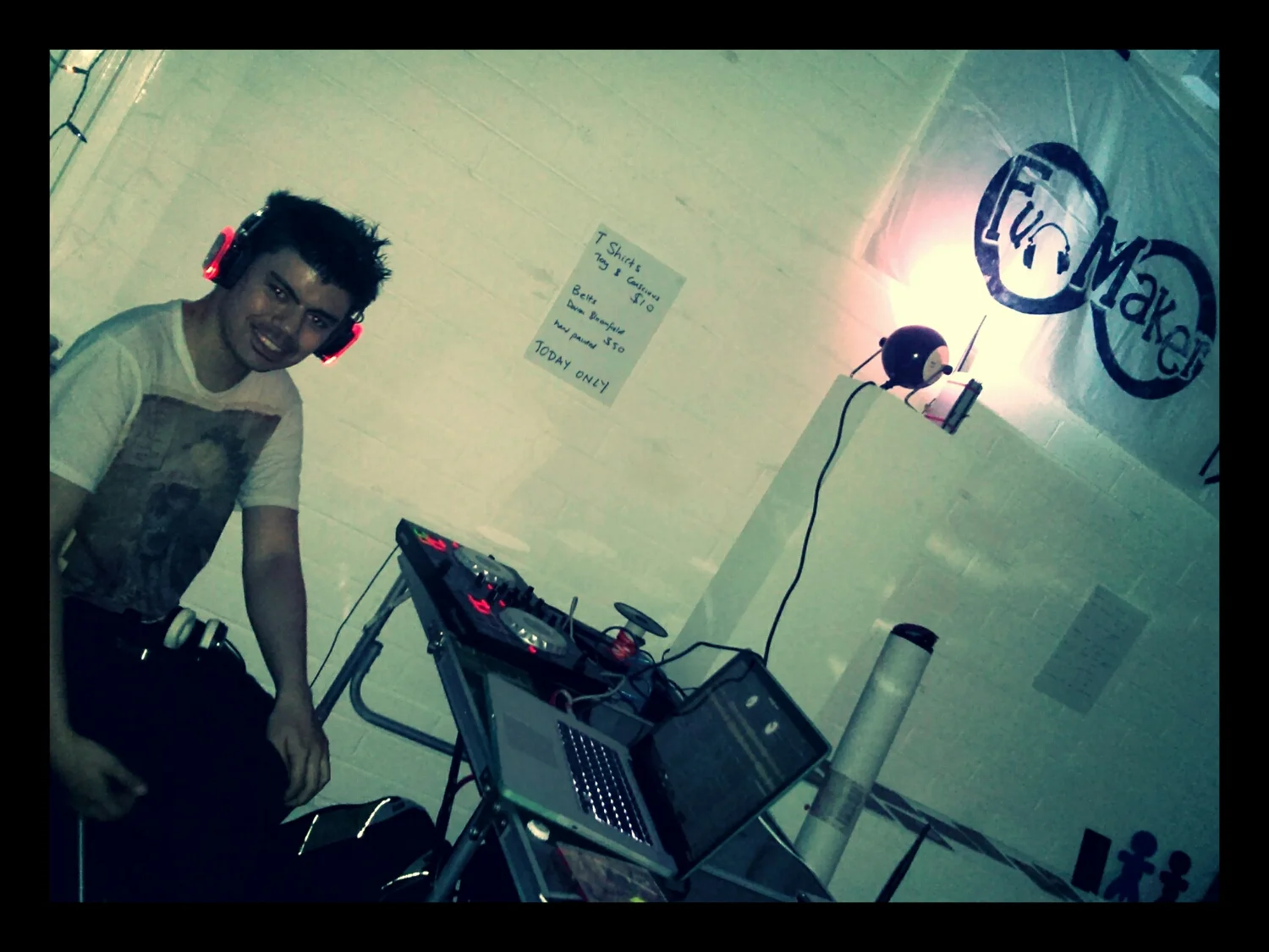    Ace joined us here pumping out a mix of hits with Paul.