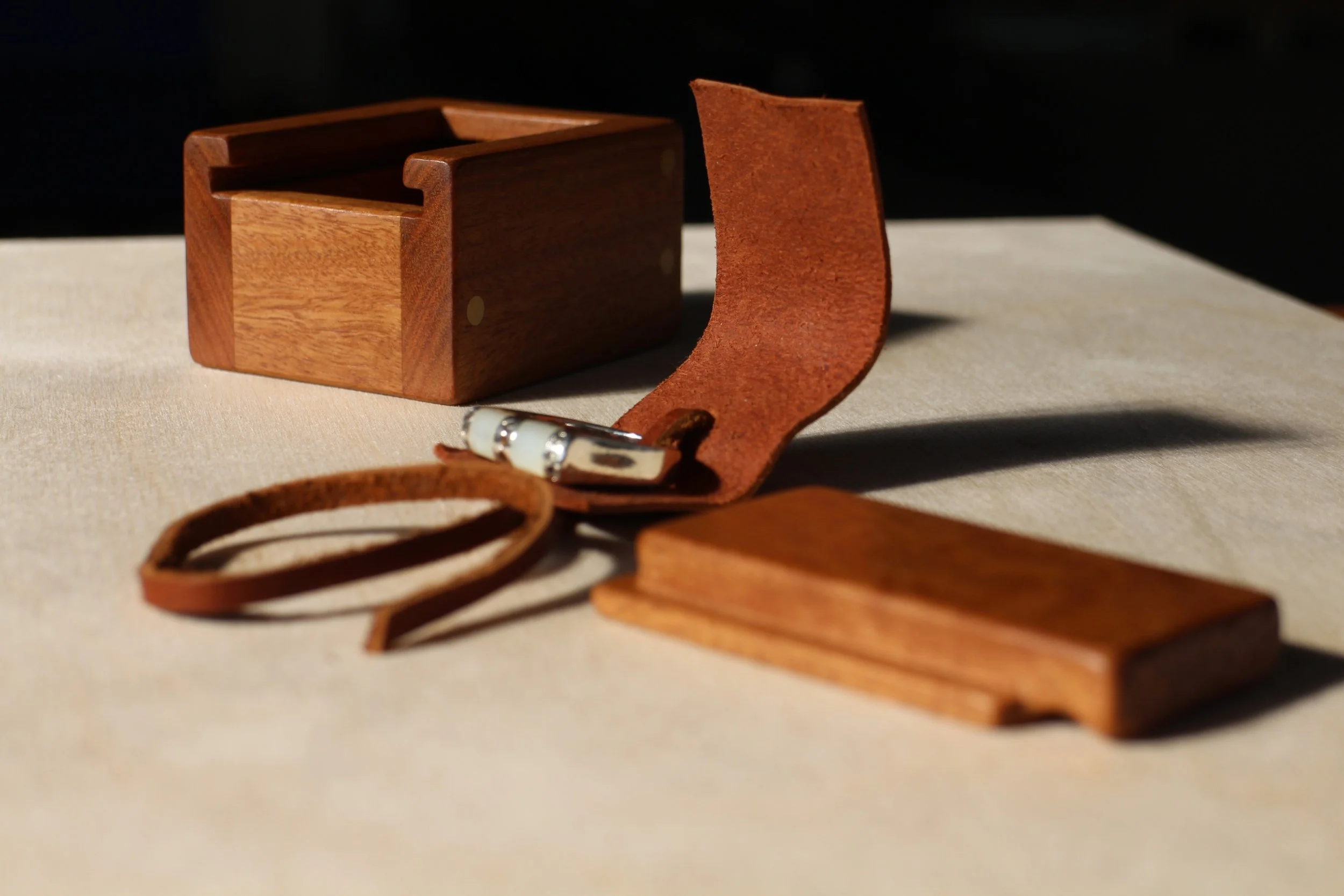 ENGAGEMENT RING BOX