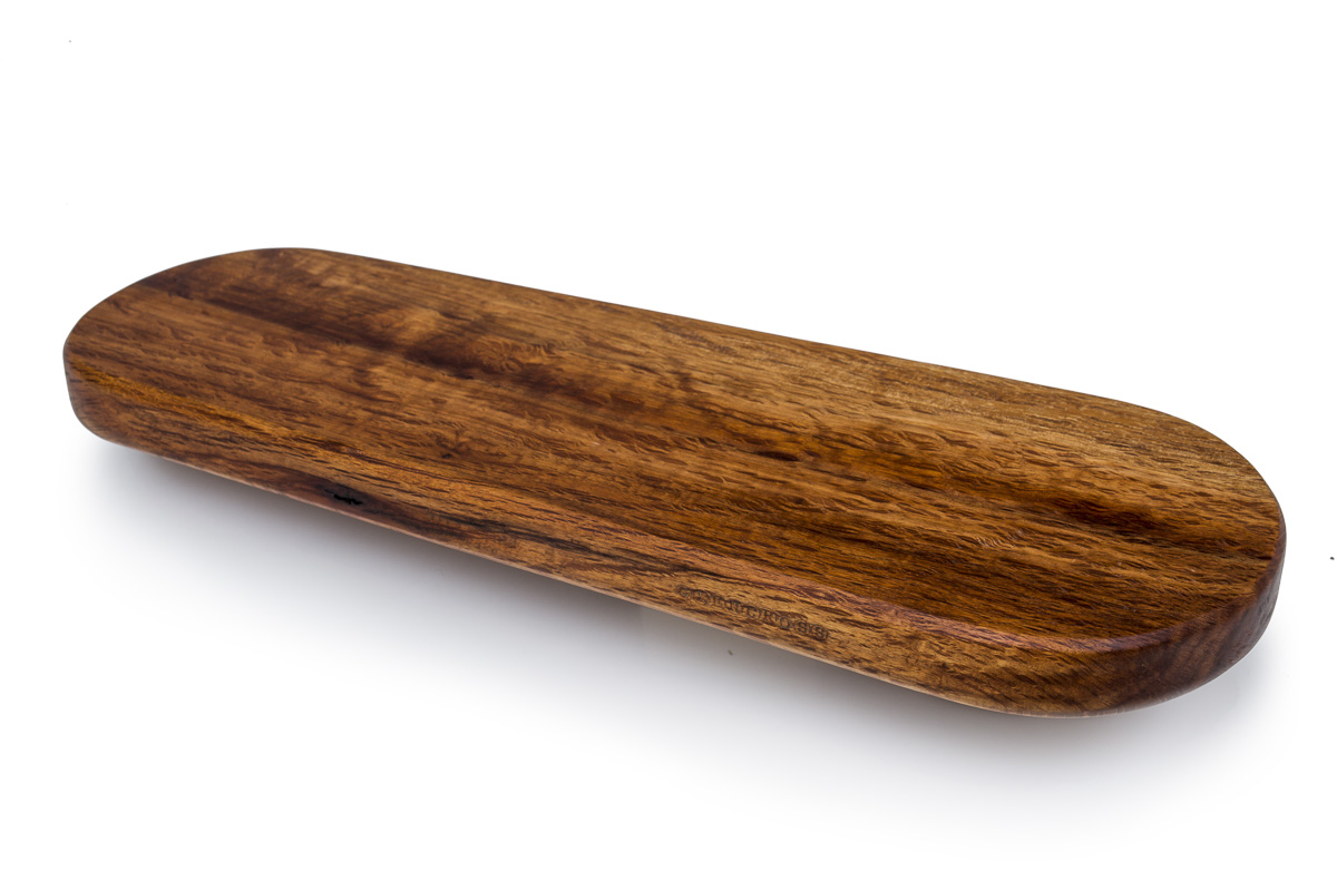 OVAL SERVER