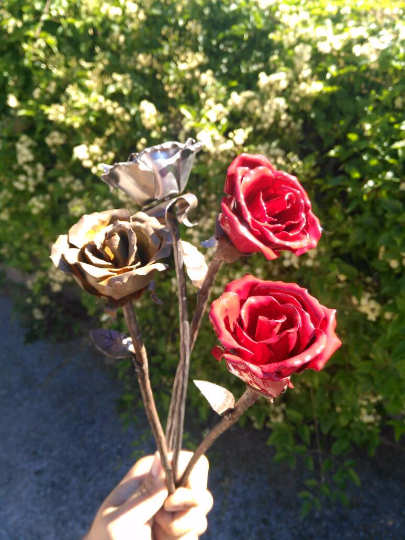 006-3-rosa2-fantastic-factory.com.png