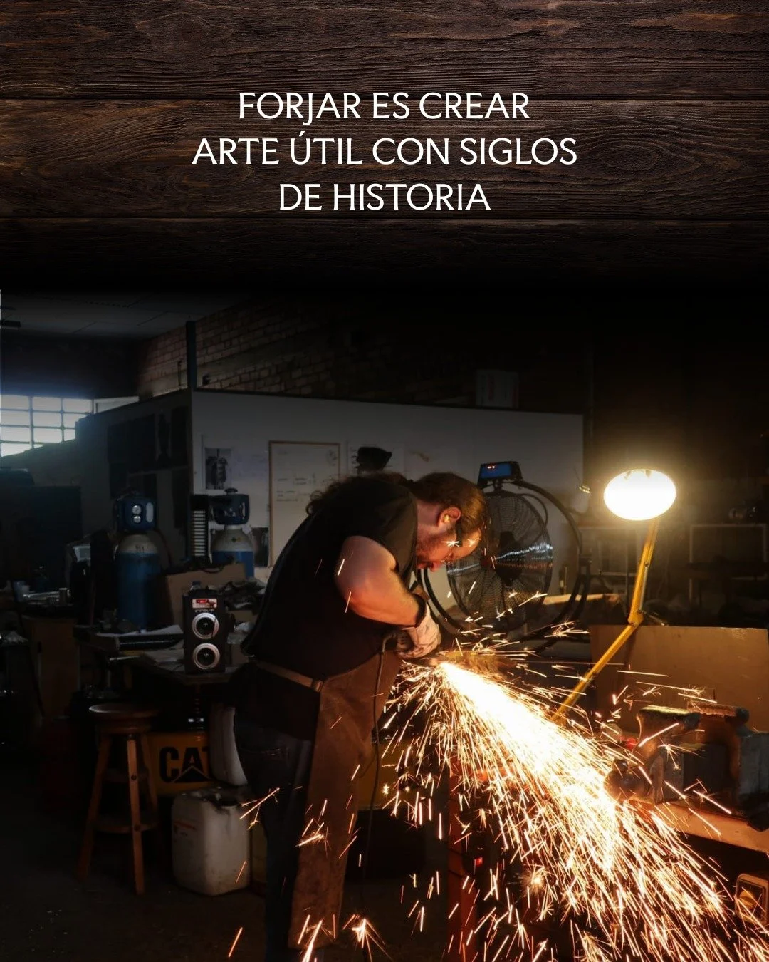 Este oficio combina t&eacute;cnica, tradici&oacute;n y expresi&oacute;n personal. Cada herramienta, cada cuchillo o hacha que forjas no solo es funcional: es arte con prop&oacute;sito.

Al aprender forja entras en contacto con siglos de conocimiento 