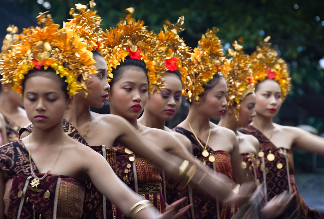 8 Sacred Movement