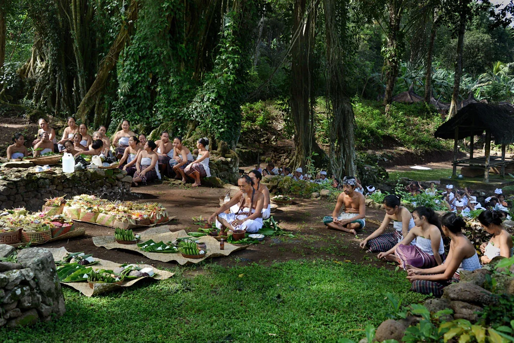 10 Seeking Divine Blessings (1)