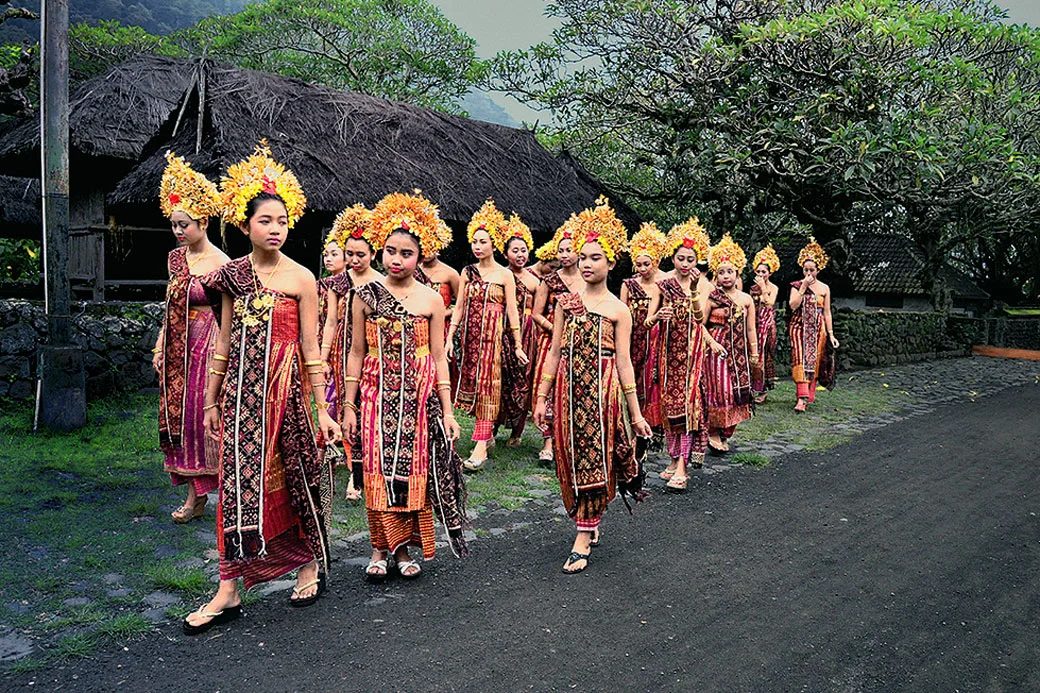 58 Rejang Dancers