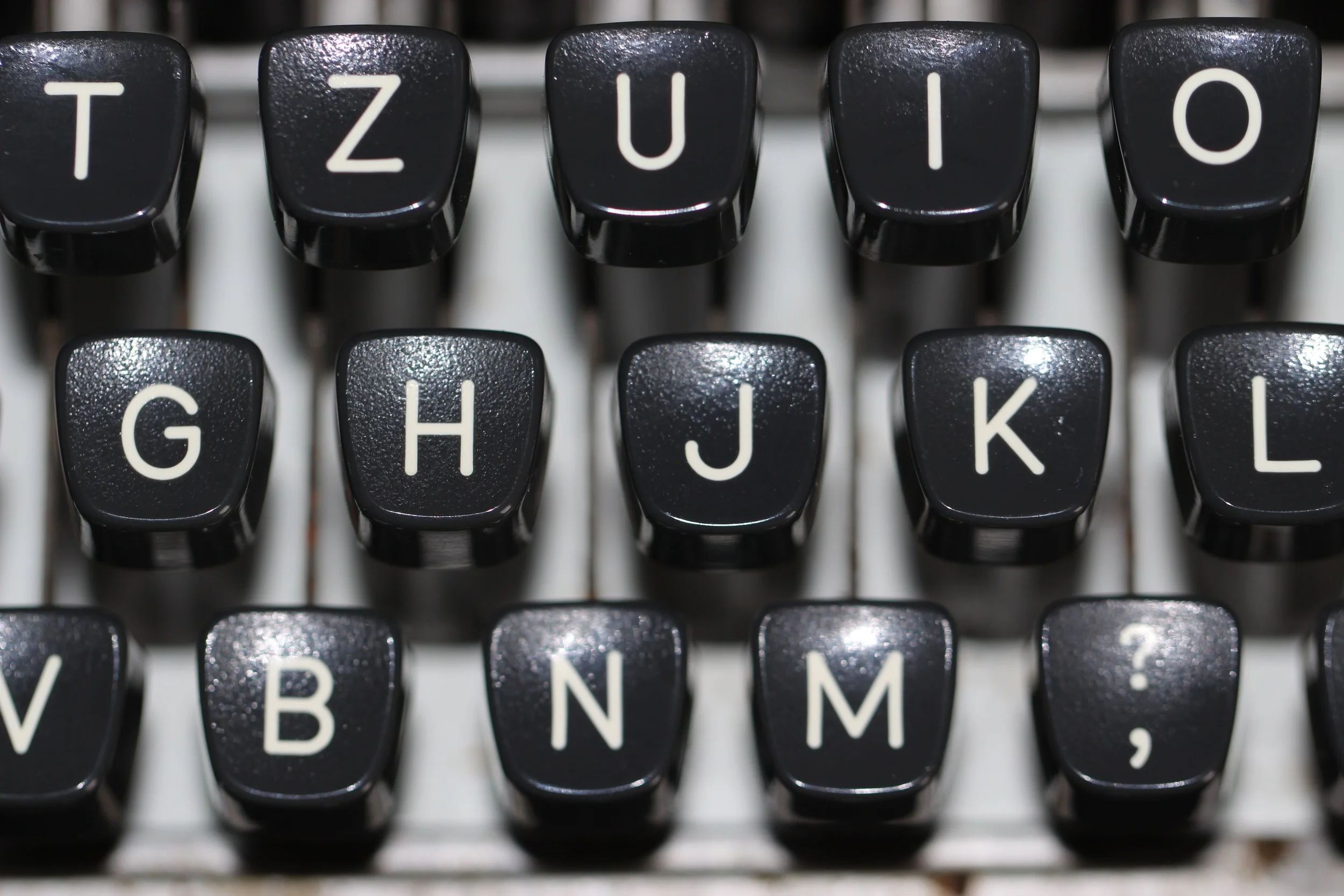 typewriter-1227357.jpg