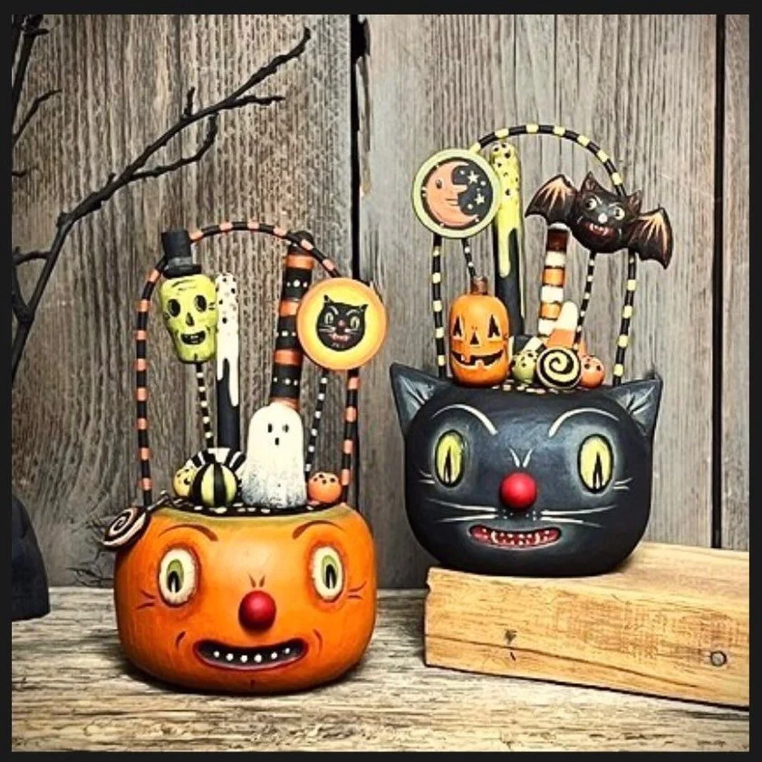 Trick or Treat! 🎃  I&rsquo;ve added a few more pumpkin candy buckets to my Halloween shop. He&rsquo;s brought a black cat friend with him too! Hope you are enjoying all the spooky fun of October!

#halloween #trickortreat #spookyseason #october #gre