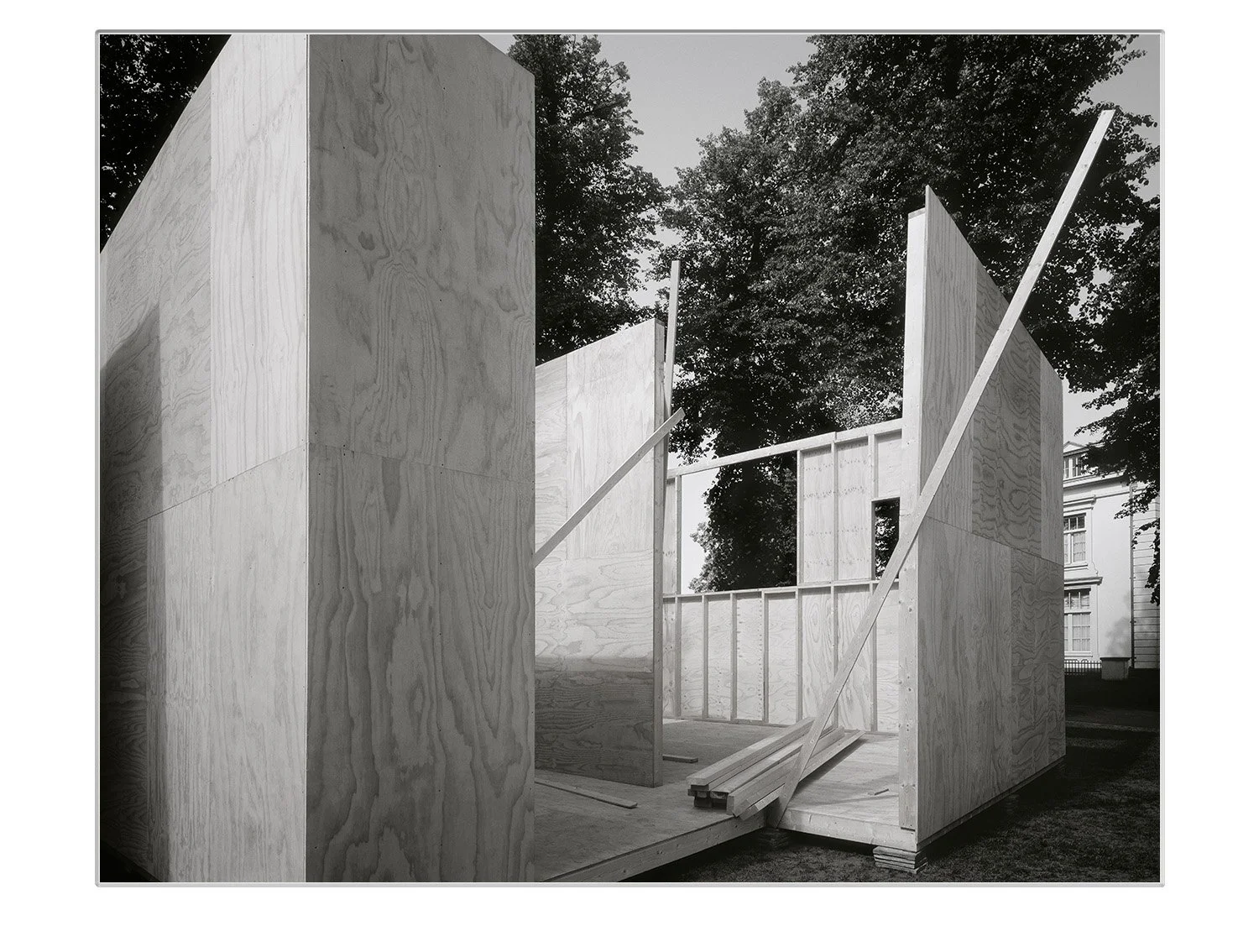 Jeroen_van_Esch_EOU_Part_2_D_Image_003.jpg