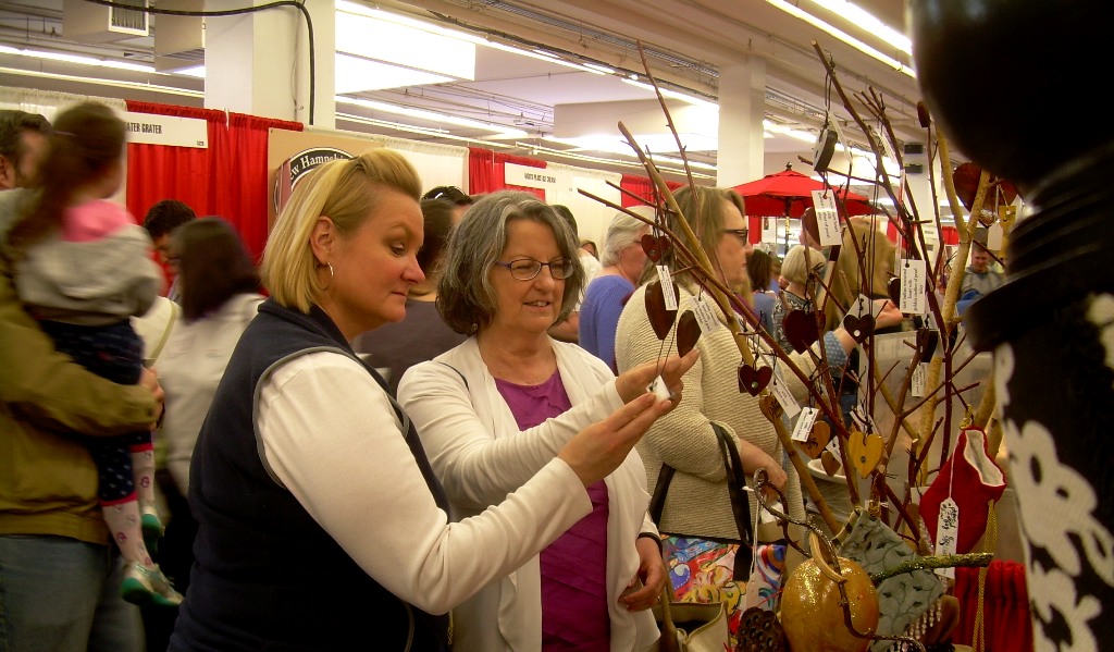 Pam and Debbie checking out my hearts. Thanks for letting me take your picture after your purchase!