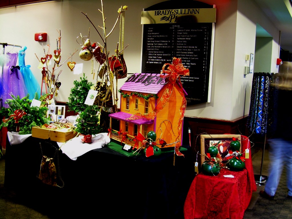 2015 Intown Holiday Markets at the Brady Sullivan Plaza, Manchester