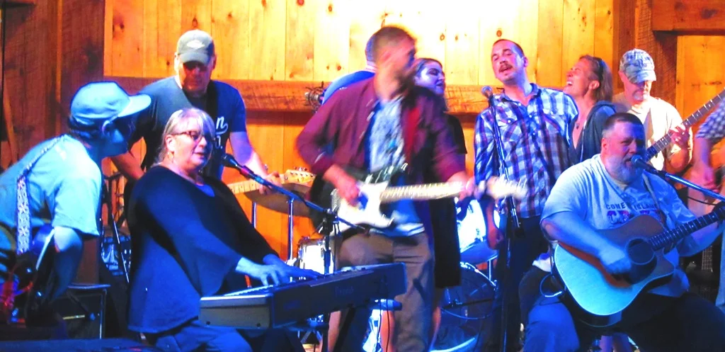 Group ending songs - Helpless, The Night They Drove Old Dixie Down and The Weight