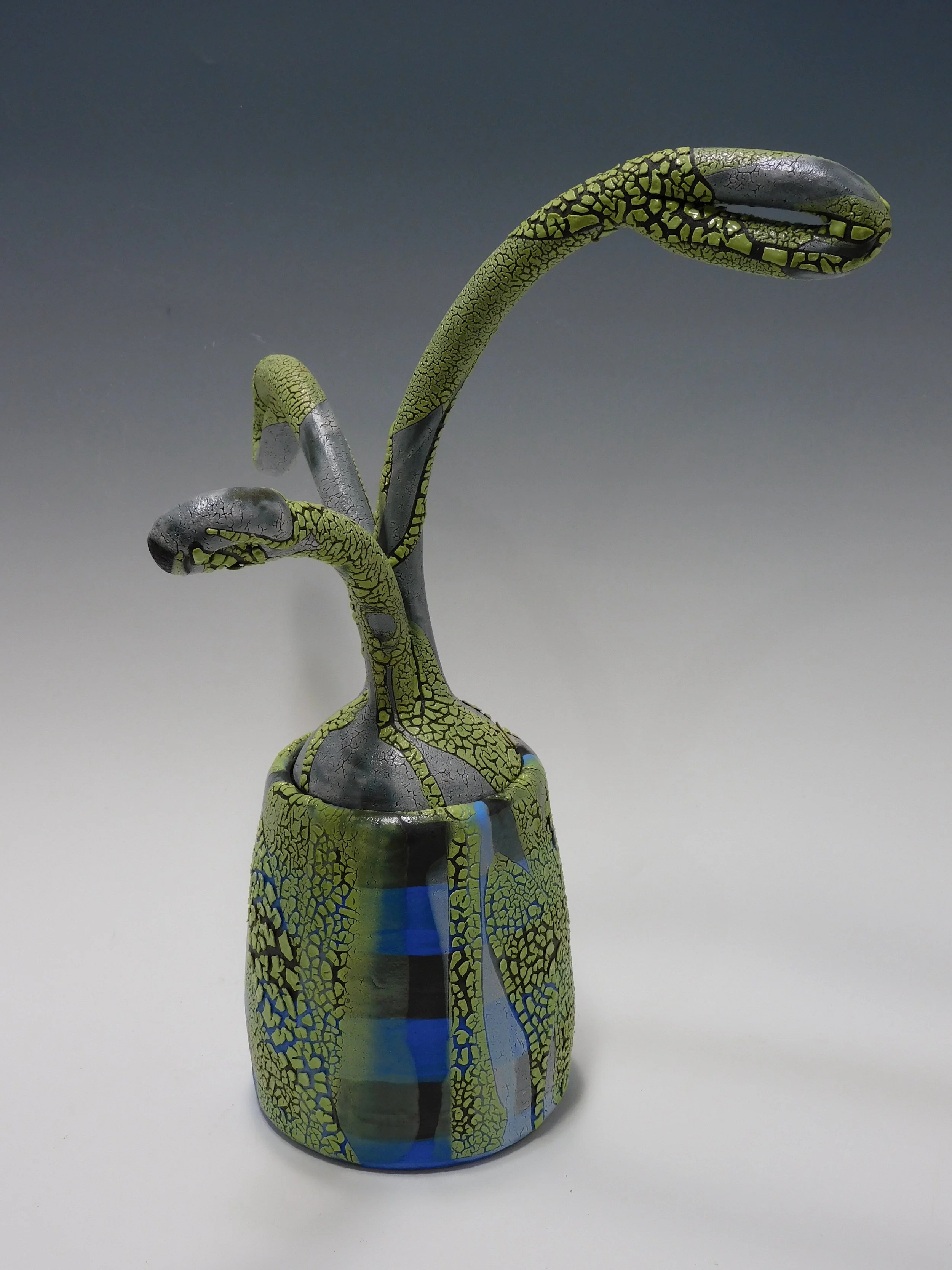 Green and Blue Loop Flower Covered Jar