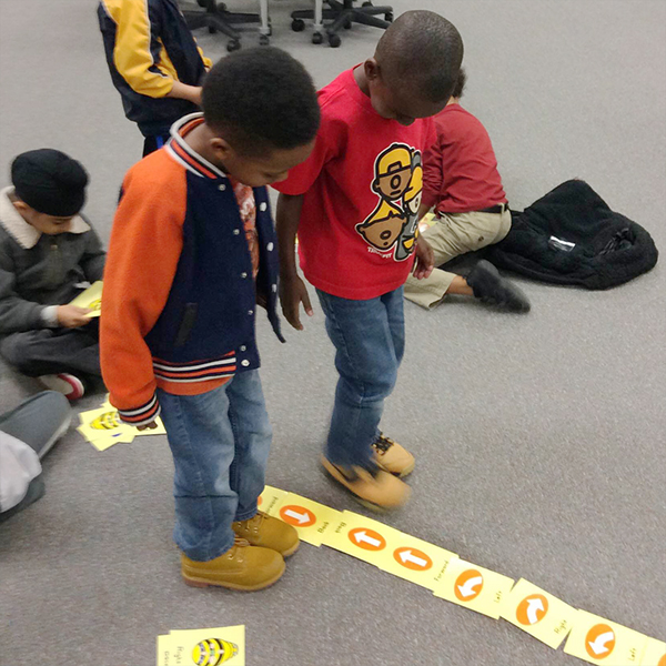 Hour of Code Bee Bots_4x4_web150.jpg